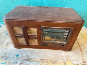 Vintage Table Radio Sonora Wood Cabinet Jensen Speaker