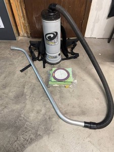 Commercial Backpack Vacuum - ProTeam QuarterVac QV2000