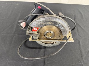 Circular Saw - Skilsaw 7-14in 11 Amp Model 5155