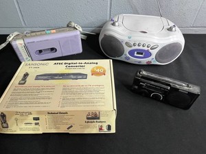 Vintage Electronics Mixed Lot Sansonic FT-300A Sharp QT-5(L) Nextplay NOAA Radio