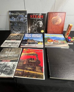 Railroad Books Mixed Lot Steam Trains & Train Whistle & Train Mini Hinged 1998 Trinket Box