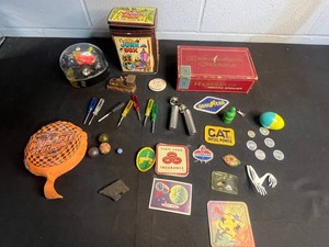 Vintage Collectible Ephemera, Advertising Patches & Trinkets Mixed Lot