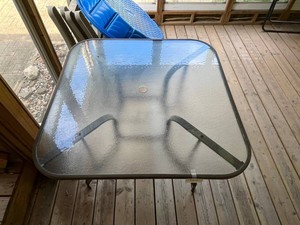 Patio Table - Glass Top Metal Frame 42in Square