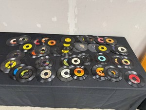 45 RPM Vinyl Records Mixed Lot - Columbia, Decca, Mercury & More