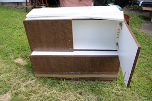 2 Cabinets with reversible doors...