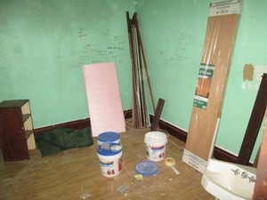 Contents of room including a new bi...