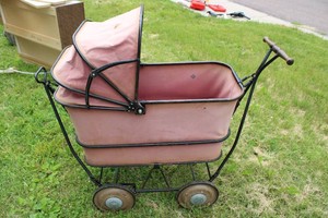 Antique Travel-EEZ Stroller...
