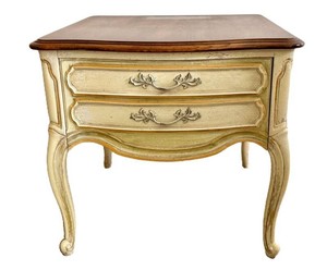 DN - Vintage Thomasville French Provincial Side Table