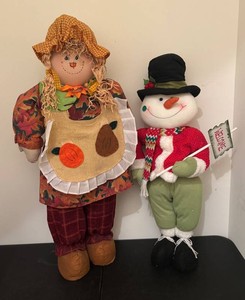 LLBR - Festive Scarecrow & Snowman Decor