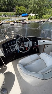 1987 Carver Yacht on the St. Croix at the Bayport Marina - No Reserve