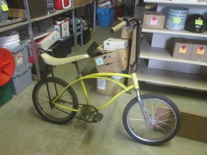 (BR2) Vintage Schwinn Bicycle...