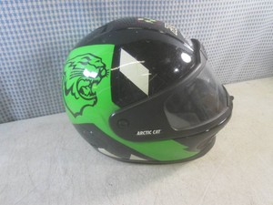 (CS) Arctic Cat Team Artic Helmet...