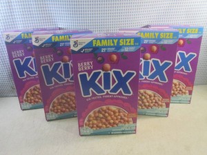 (C-2) 5 Family Size Berry Berry Kix...