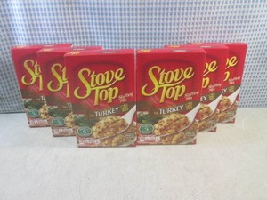 (B-4) 6 Boxes of Turkey Stove Top S...