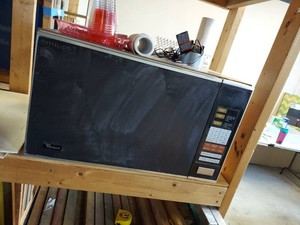 Whirlpool MR65130 Countertop Microwave Oven 700W February 1987