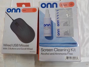 ONN Wired USB Mouse and Screen Clea...