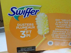 2 Swiffer 3 ft Dusters with Extra D...