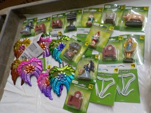 Mini Garden Dcor and Wings...