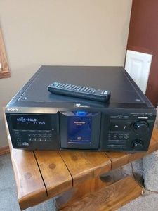 Working Sony 400 Disc Compact Disc Player CDP-CX455 High Density Linear Converter System