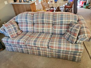 Beautiful Plaid Sleeper Sofa Couch with 2 Throw Pillows