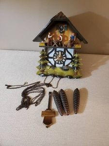 Vintage Schmeckenbecher W German Black Forest Coocoo Clock