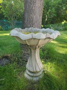 Vintage concrete Bird Bath