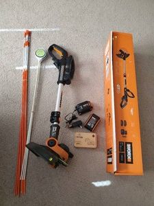 Worx 20 Volt 12 Battery operated lawn trimmer