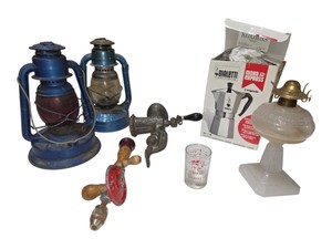 Vintage Kitchen & Lantern Lot  Dietz Little Wizard Lanterns, Federal Meat Chopper, Bialetti Moka Express & Oil Lamp