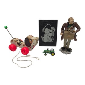 Vintage Mixed Collectibles Lot  Fisher-Price Little Snoopy, John Deere Tractor, Peanuts Plaque & Figurine