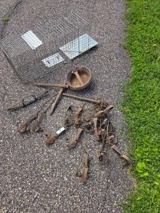 15 Vintage Metal Foot Traps