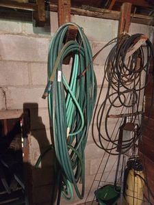 Garden Hoses & Pump Sprayer