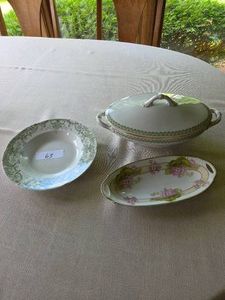 Porcelain Gold Rimmed Casserole Dish