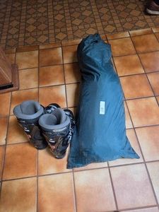 Tent & Mens Ski Boots