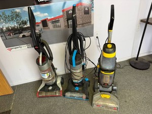 Vacuums & Carpet Cleaner