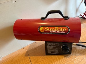 Sun Rite by Mr Heater Propane Heater with Propane Tank
