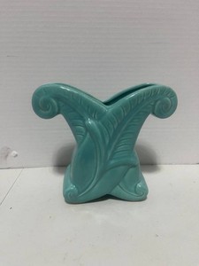 Blue Abingdon Pottery Skyscraper Scroll Vase