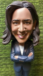 KAMALA HARRIS ROYAL BOBBLES BOBBLEHEAD VICE PRESIDENT- good condition
