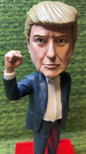Donald Trump Fight  Royal Bobbleheads - Presidential Collectibles