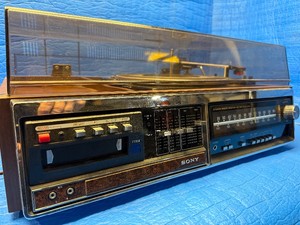 Vintage Sony HP-318 Stereo Turntable, AMFM Receiver & 8-Track Recorder