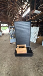 Freestanding Slatwall Retail Merchandise Display with Accessories