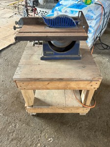 Vintage Sears Craftsman Belt-Drive Table Saw on Wooden Stand