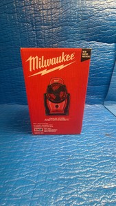 New Milwaukee M12 Mounting Fan 0820-20  Sealed Box