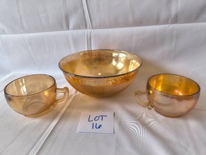 VINTAGE Marigold Iridescent carnival glass - Lot of 3