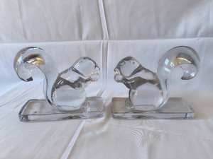 New Martinville Squirrel Bookends