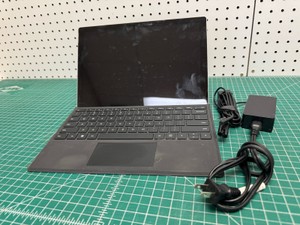 Microsoft Surface Pr 4 with Charger and Keyboard