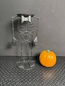 Halloween Metal Skeleton Candle Holder