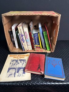 Mixed Lot of Childrens, Reference & Music Books