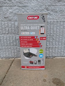 NEW GENIE SMART GARAGE DOOR OPENER (BELT DRIVE)