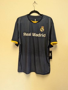 REAL MADRID SOCCER JERSEY XL