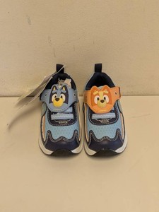 NEW BLUEY TODDLER SHOES SIZE 6